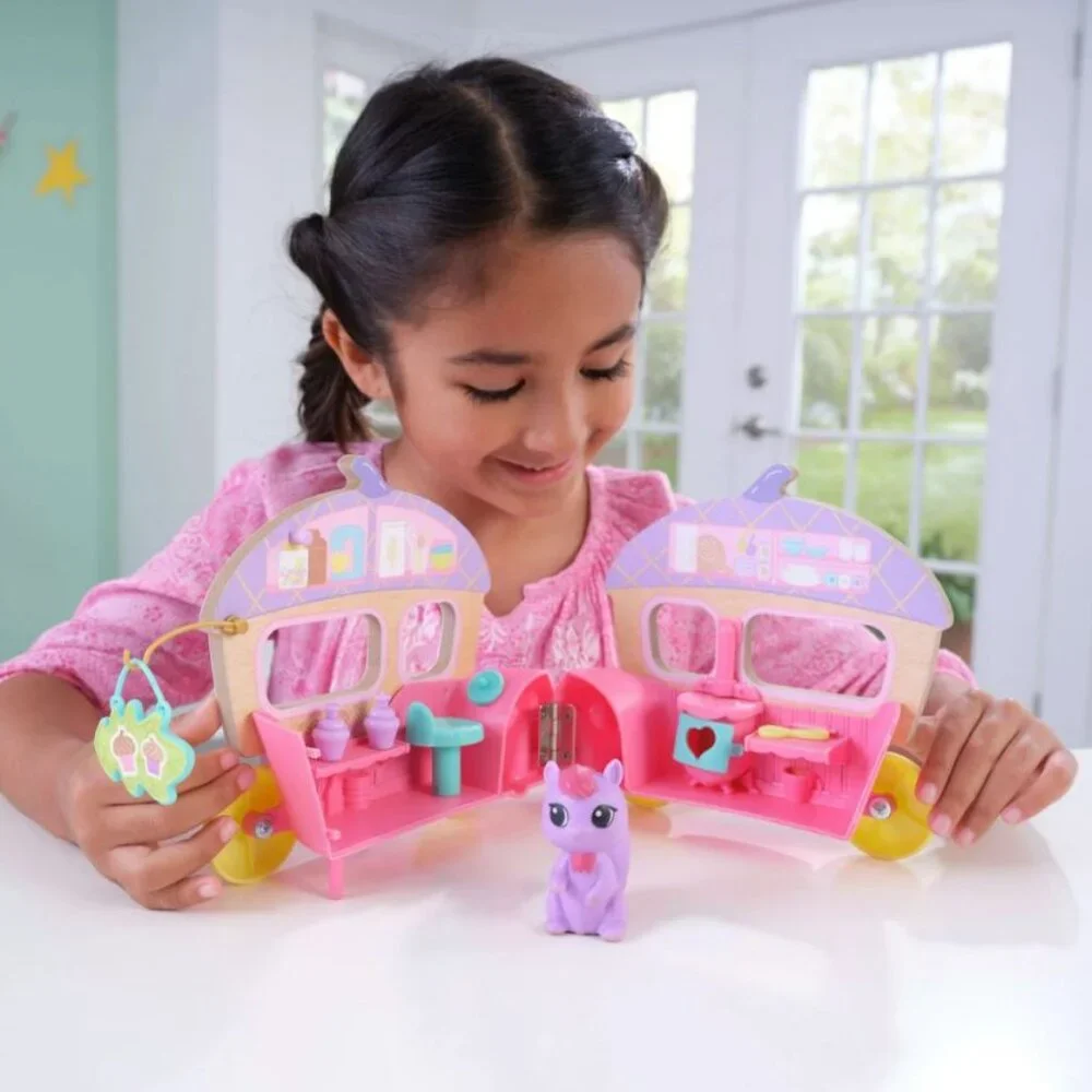 NEW KidKraft Squirrel Wooden Food Truck Doll Figure Bakery Montessori Play Set